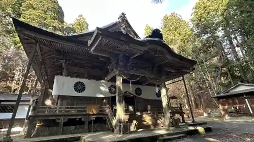 戸隠神社宝光社の本殿