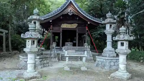 八所神社の本殿・本堂