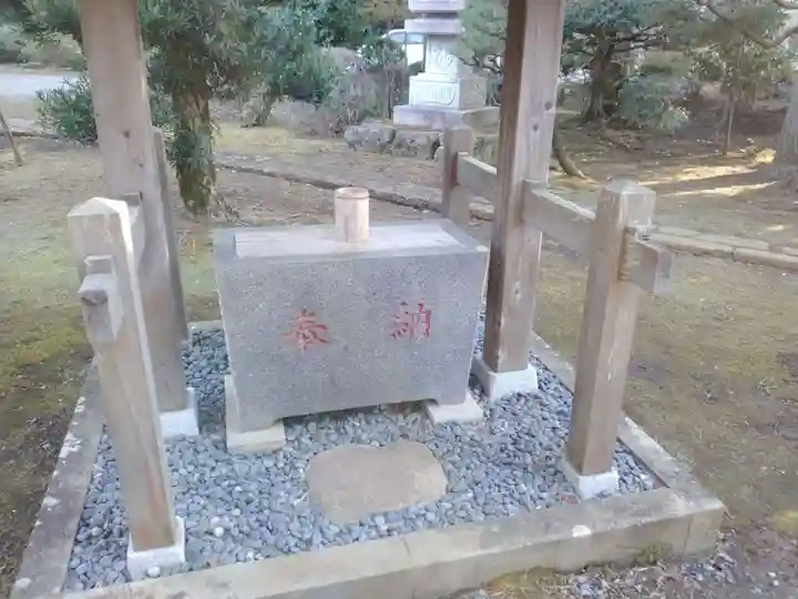 西蓮寺の手水舎