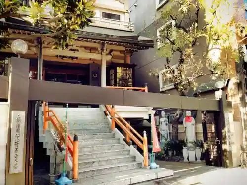 高野寺の本殿・本堂