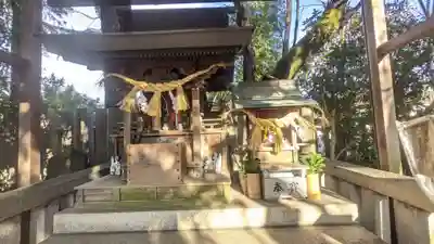 新羅神社の末社・摂社