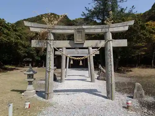 胡禄御子神社の鳥居