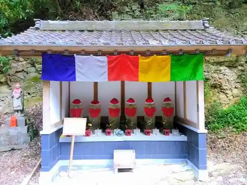 尾張高野山宗　総本山　岩屋寺の地蔵