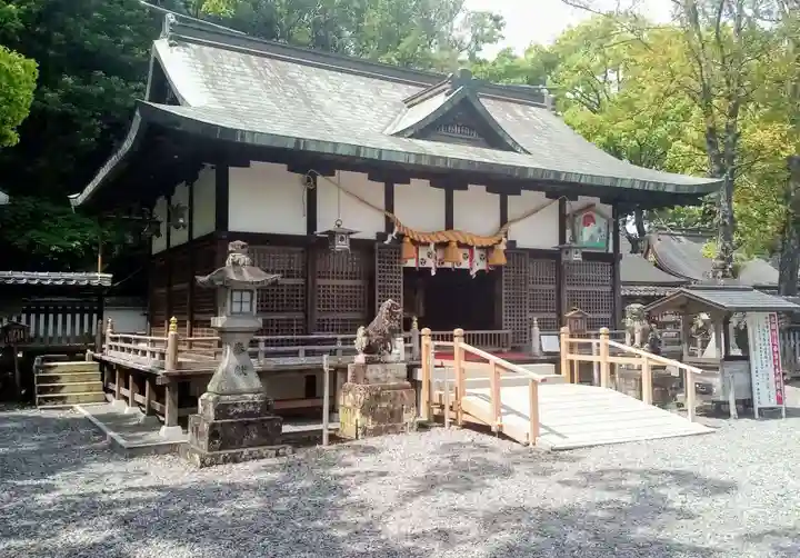 闘鶏神社の本殿・本堂