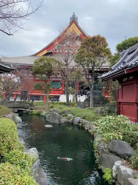 浅草寺の本殿・本堂
