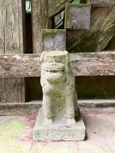 劔之宮王子神社の狛犬