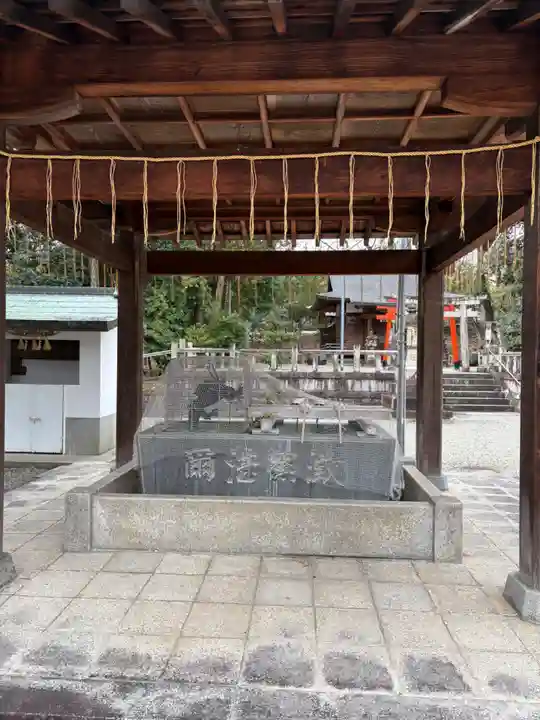八阪神社の手水舎