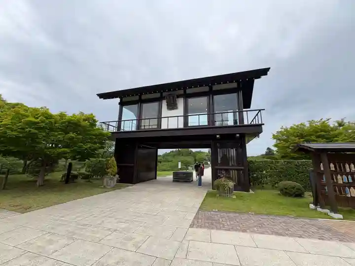 東本願寺本廟 牛久浄苑(牛久大仏)(茨城県)