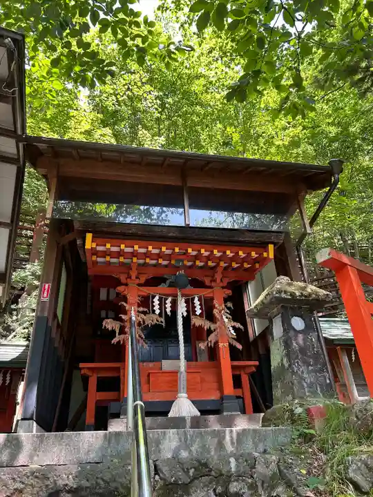 湯元温泉神社(栃木県)