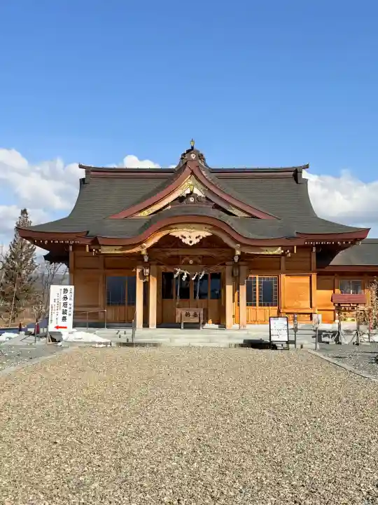 志賀理和氣神社の{uncategorized: "未分類", other: "その他", undefined: "問題あり", building: "その他建物", grave: "お墓", sacred_gate: "鳥居", guardian: "狛犬", statue: "像", buddha: "仏像", history: "歴史", nature: "自然", garden: "庭園", animal: "動物", pagoda: "塔", temizu: "手水舎", mountain_gate: "山門・神門", sanctuary: "本殿・本堂", subordinate: "末社・摂社", art: "芸術", scenery: "景色", jizo: "地蔵", ema: "絵馬", goshuin: "御朱印", omikuji: "おみくじ", items: "授与品その他", amulet: "お守り", goshuincho: "御朱印帳", eats: "食事", festival: "お祭り", votive_dance: "神楽", shichigosan: "七五三参", wedding: "結婚式", experience: "体験その他", initially: "初詣", around: "周辺", anti_infection: "感染症対策"}