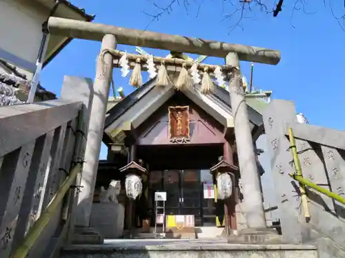 元三島神社の鳥居