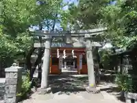 巨摩八幡宮の鳥居