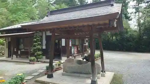 法泉寺の手水舎