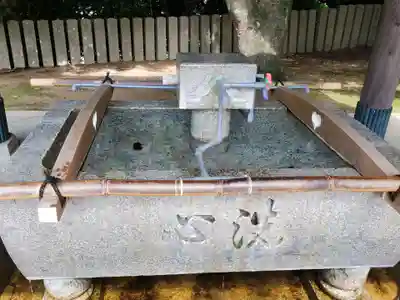 多井畑厄除八幡宮の手水舎