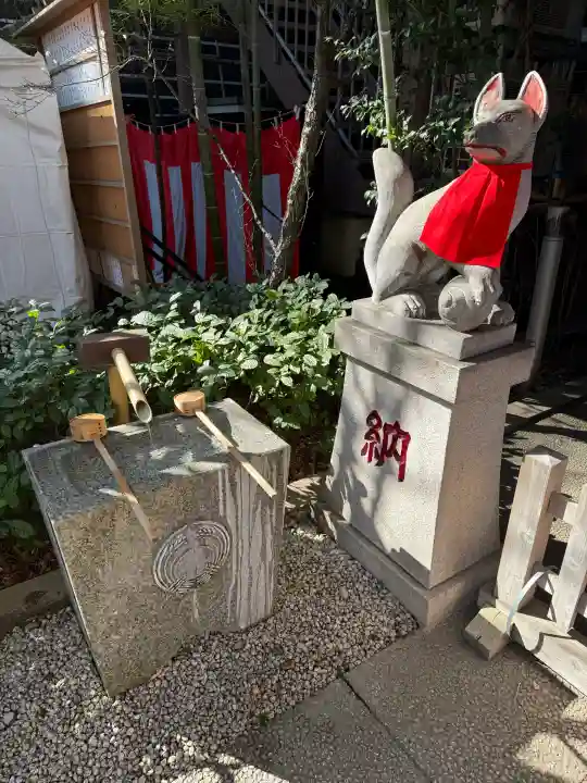 茶ノ木神社の{uncategorized: "未分類", other: "その他", undefined: "問題あり", building: "その他建物", grave: "お墓", sacred_gate: "鳥居", guardian: "狛犬", statue: "像", buddha: "仏像", history: "歴史", nature: "自然", garden: "庭園", animal: "動物", pagoda: "塔", temizu: "手水舎", mountain_gate: "山門・神門", sanctuary: "本殿・本堂", subordinate: "末社・摂社", art: "芸術", scenery: "景色", jizo: "地蔵", ema: "絵馬", goshuin: "御朱印", omikuji: "おみくじ", items: "授与品その他", amulet: "お守り", goshuincho: "御朱印帳", eats: "食事", festival: "お祭り", votive_dance: "神楽", shichigosan: "七五三参", wedding: "結婚式", experience: "体験その他", initially: "初詣", around: "周辺", anti_infection: "感染症対策"}