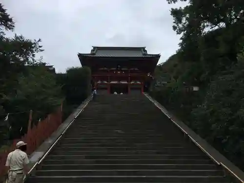 鶴岡八幡宮の山門