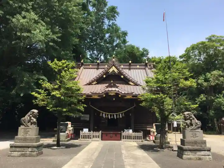 玉敷神社の本殿・本堂