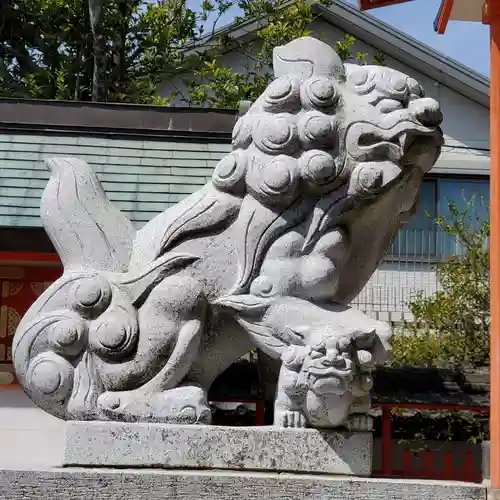 御霊神社の狛犬