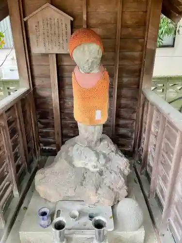 永泉寺の{uncategorized: "未分類", other: "その他", undefined: "問題あり", building: "その他建物", grave: "お墓", sacred_gate: "鳥居", guardian: "狛犬", statue: "像", buddha: "仏像", history: "歴史", nature: "自然", garden: "庭園", animal: "動物", pagoda: "塔", temizu: "手水舎", mountain_gate: "山門・神門", sanctuary: "本殿・本堂", subordinate: "末社・摂社", art: "芸術", scenery: "景色", jizo: "地蔵", ema: "絵馬", goshuin: "御朱印", omikuji: "おみくじ", items: "授与品その他", amulet: "お守り", goshuincho: "御朱印帳", eats: "食事", festival: "お祭り", votive_dance: "神楽", shichigosan: "七五三参", wedding: "結婚式", experience: "体験その他", initially: "初詣", around: "周辺", anti_infection: "感染症対策"}