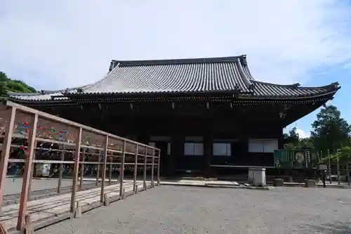 西教寺の本殿