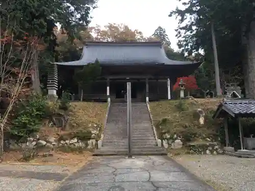 多田寺の本殿・本堂