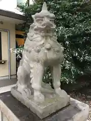 大鳥神社の狛犬