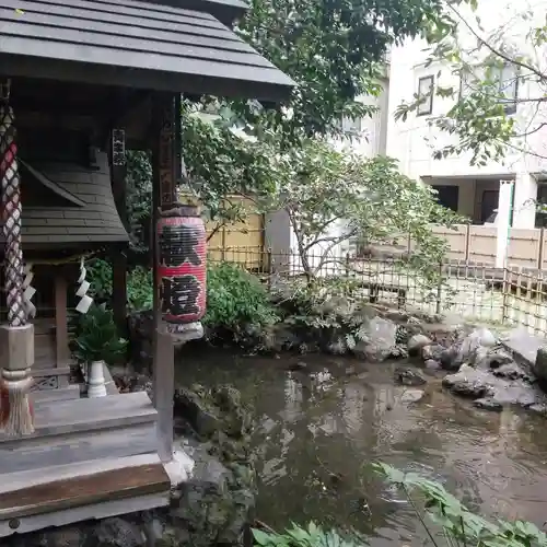 津の守弁財天の庭園