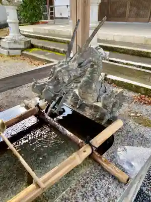 吉御子神社の手水舎