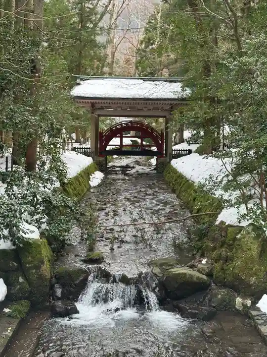 彌彦神社(新潟県)