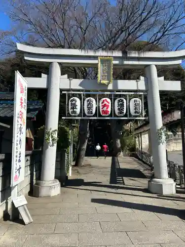 検見川神社の{uncategorized: "未分類", other: "その他", undefined: "問題あり", building: "その他建物", grave: "お墓", sacred_gate: "鳥居", guardian: "狛犬", statue: "像", buddha: "仏像", history: "歴史", nature: "自然", garden: "庭園", animal: "動物", pagoda: "塔", temizu: "手水舎", mountain_gate: "山門・神門", sanctuary: "本殿・本堂", subordinate: "末社・摂社", art: "芸術", scenery: "景色", jizo: "地蔵", ema: "絵馬", goshuin: "御朱印", omikuji: "おみくじ", items: "授与品その他", amulet: "お守り", goshuincho: "御朱印帳", eats: "食事", festival: "お祭り", votive_dance: "神楽", shichigosan: "七五三参", wedding: "結婚式", experience: "体験その他", initially: "初詣", around: "周辺", anti_infection: "感染症対策"}