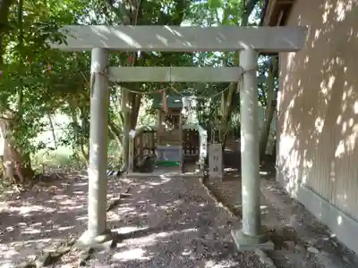 八雲神社（河芸町影重）の末社・摂社