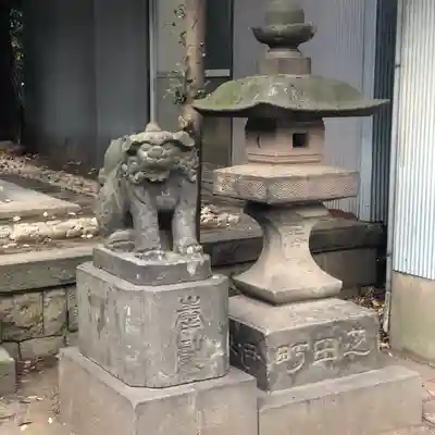 嶺御嶽神社の狛犬