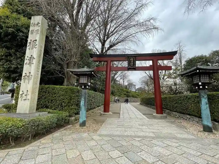 根津神社の鳥居