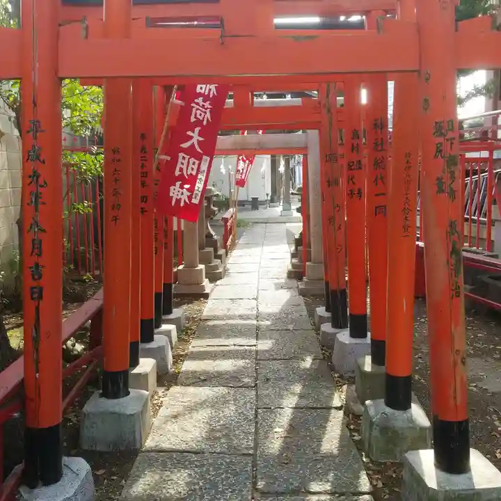 諏訪神社の鳥居