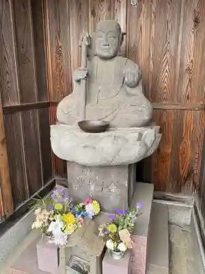 観護寺の{uncategorized: "未分類", other: "その他", undefined: "問題あり", building: "その他建物", grave: "お墓", sacred_gate: "鳥居", guardian: "狛犬", statue: "像", buddha: "仏像", history: "歴史", nature: "自然", garden: "庭園", animal: "動物", pagoda: "塔", temizu: "手水舎", mountain_gate: "山門・神門", sanctuary: "本殿・本堂", subordinate: "末社・摂社", art: "芸術", scenery: "景色", jizo: "地蔵", ema: "絵馬", goshuin: "御朱印", omikuji: "おみくじ", items: "授与品その他", amulet: "お守り", goshuincho: "御朱印帳", eats: "食事", festival: "お祭り", votive_dance: "神楽", shichigosan: "七五三参", wedding: "結婚式", experience: "体験その他", initially: "初詣", around: "周辺", anti_infection: "感染症対策"}