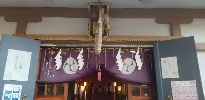 穏田神社の本殿・本堂