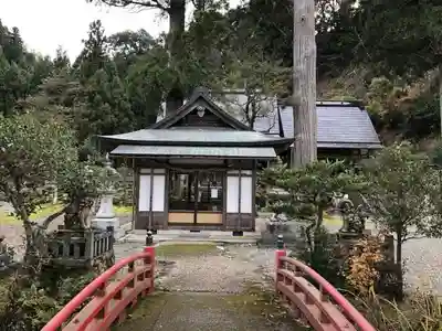 鶴ケ岡諏訪神社の本殿・本堂
