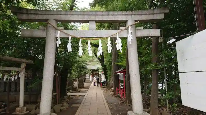 神明氷川神社の鳥居