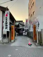 歳覚寺の山門・神門
