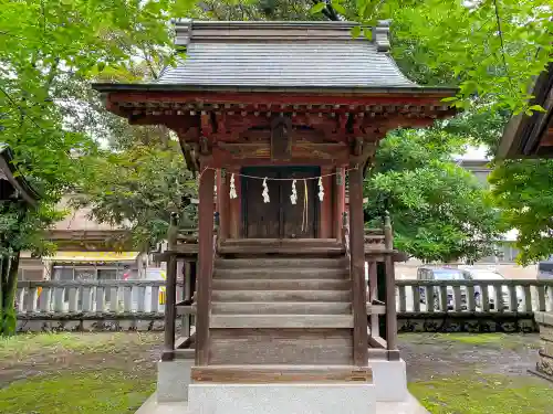 川口神社の末社