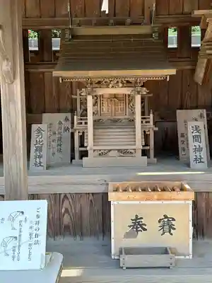 諏訪神社の末社・摂社