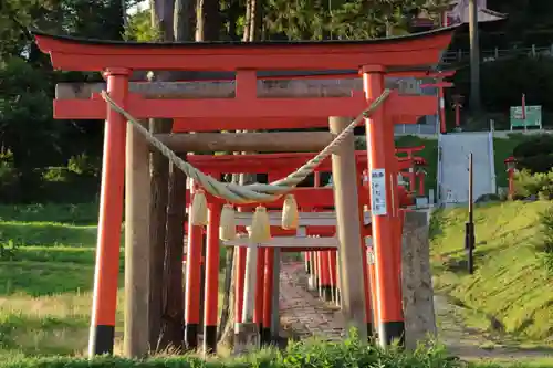 高屋敷稲荷神社の鳥居