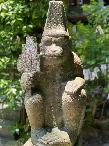 猿丸神社の狛犬