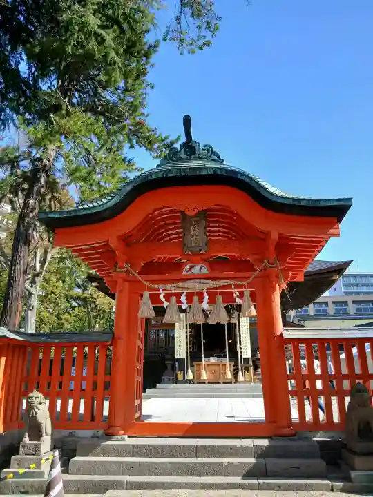 榴岡天満宮の{uncategorized: "未分類", other: "その他", undefined: "問題あり", building: "その他建物", grave: "お墓", sacred_gate: "鳥居", guardian: "狛犬", statue: "像", buddha: "仏像", history: "歴史", nature: "自然", garden: "庭園", animal: "動物", pagoda: "塔", temizu: "手水舎", mountain_gate: "山門・神門", sanctuary: "本殿・本堂", subordinate: "末社・摂社", art: "芸術", scenery: "景色", jizo: "地蔵", ema: "絵馬", goshuin: "御朱印", omikuji: "おみくじ", items: "授与品その他", amulet: "お守り", goshuincho: "御朱印帳", eats: "食事", festival: "お祭り", votive_dance: "神楽", shichigosan: "七五三参", wedding: "結婚式", experience: "体験その他", initially: "初詣", around: "周辺", anti_infection: "感染症対策"}
