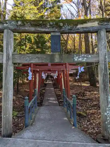 新屋山神社(山梨県)
