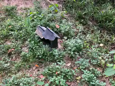 矢田稲荷神社の末社・摂社