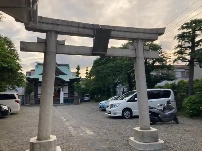 八幡大神の鳥居