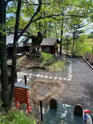 熊野皇大神社の{uncategorized: "未分類", other: "その他", undefined: "問題あり", building: "その他建物", grave: "お墓", sacred_gate: "鳥居", guardian: "狛犬", statue: "像", buddha: "仏像", history: "歴史", nature: "自然", garden: "庭園", animal: "動物", pagoda: "塔", temizu: "手水舎", mountain_gate: "山門・神門", sanctuary: "本殿・本堂", subordinate: "末社・摂社", art: "芸術", scenery: "景色", jizo: "地蔵", ema: "絵馬", goshuin: "御朱印", omikuji: "おみくじ", items: "授与品その他", amulet: "お守り", goshuincho: "御朱印帳", eats: "食事", festival: "お祭り", votive_dance: "神楽", shichigosan: "七五三参", wedding: "結婚式", experience: "体験その他", initially: "初詣", around: "周辺", anti_infection: "感染症対策"}