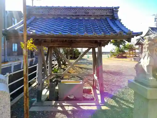白山社（小鈴谷白山神社）の手水舎