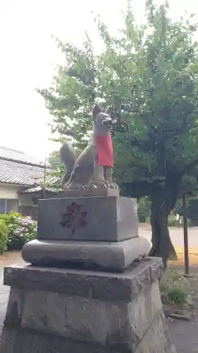 西窪稲荷神社の狛犬